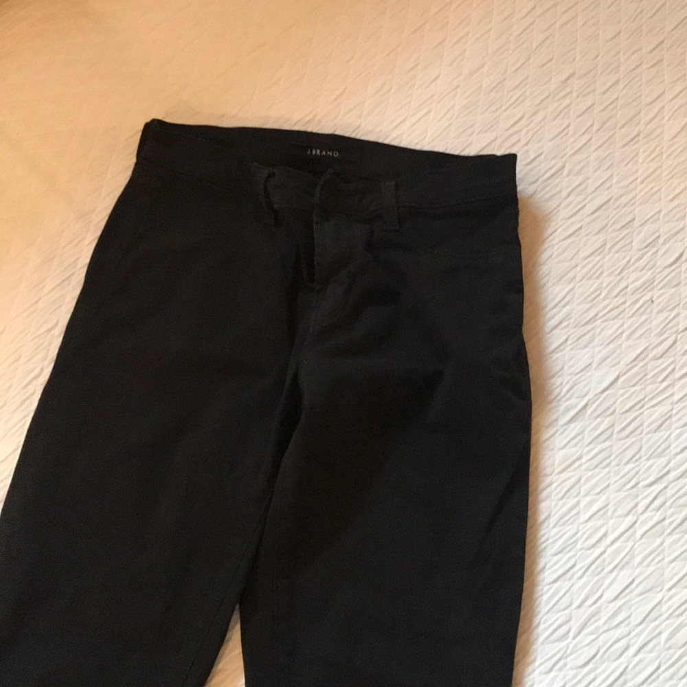 Like new J Brand 485 Super Skinny Luxe Sateen Jean
